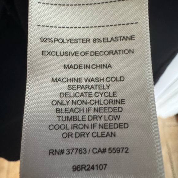 Women’s Navy w Embroidered Vneck Drawstring Waist Blouson Dress Size Medium - Picture 4 of 6